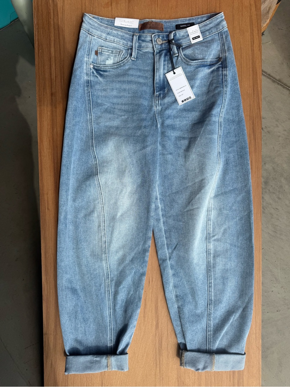 Judy Blue Women’s 5/27 High Waist Barrel Jeans NWT Medium Wash Stretch Denim